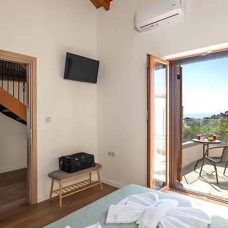 Villa Historic Kassiopi With Panoramic Sea View *